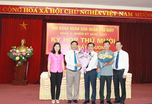 Phê chuẩn kết quả bầu cử bổ sung chức danh Phó Chủ tịch HĐND quận Cầu Giấy